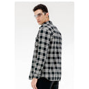 たった3mmでダウンの暖かさ、3シーズン使える究極の『エアロゲルシャツ』